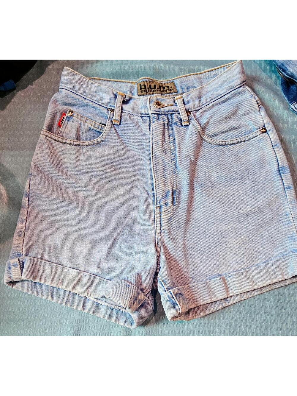 NWOT VTG EARLY 90s B.U.M MOM Jean Shorts Size 7